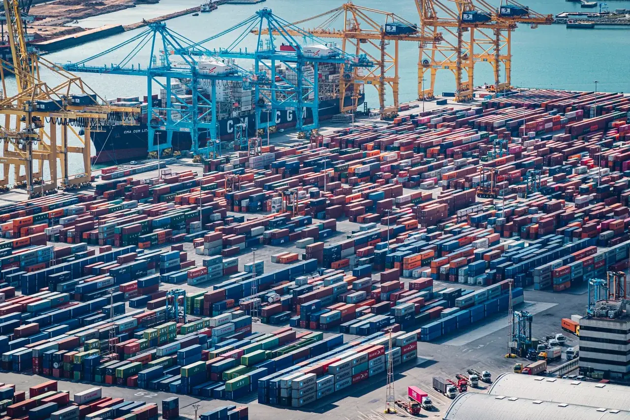 Logistics & Port Operations