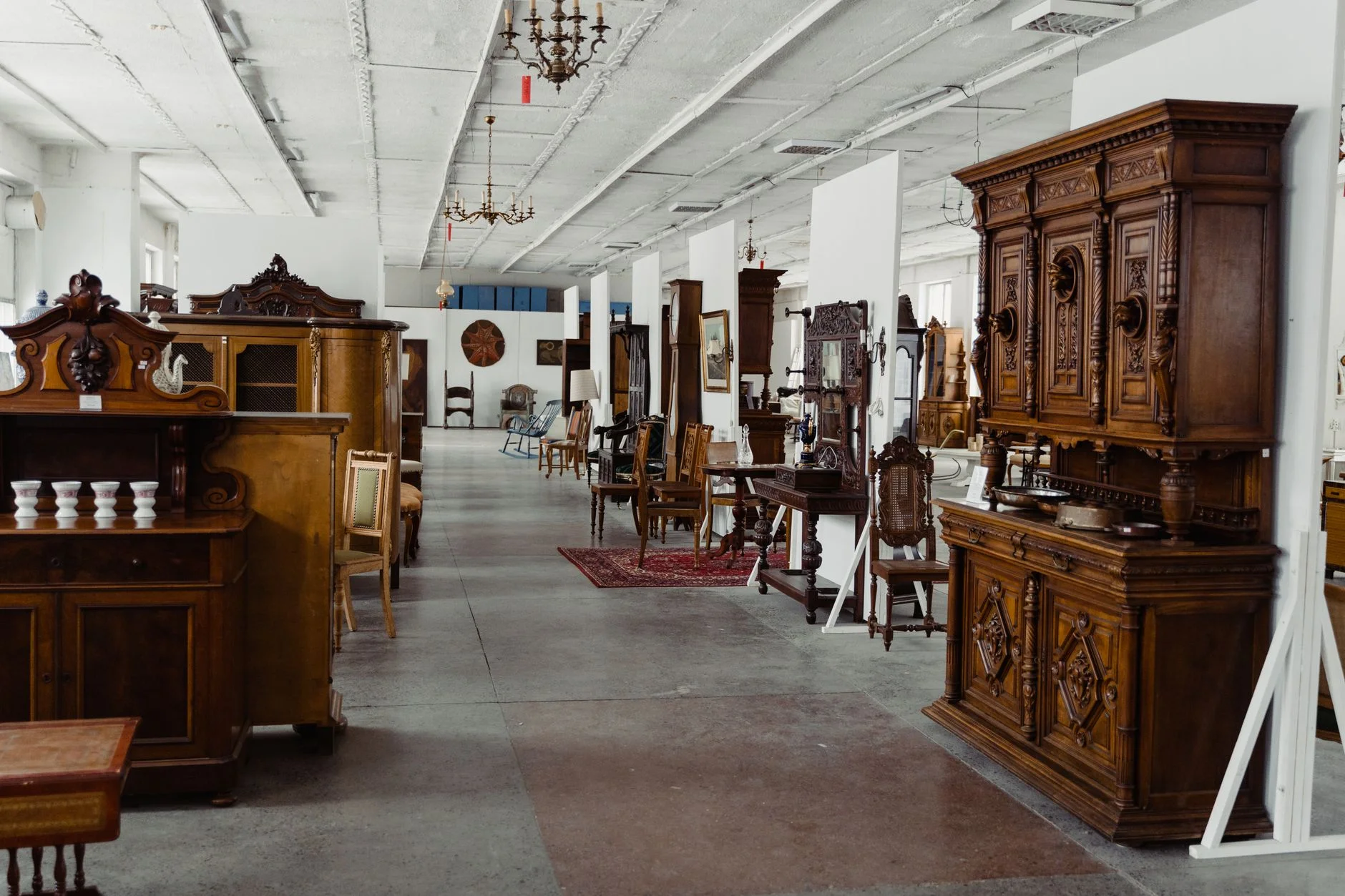 Ngành Furniture Store