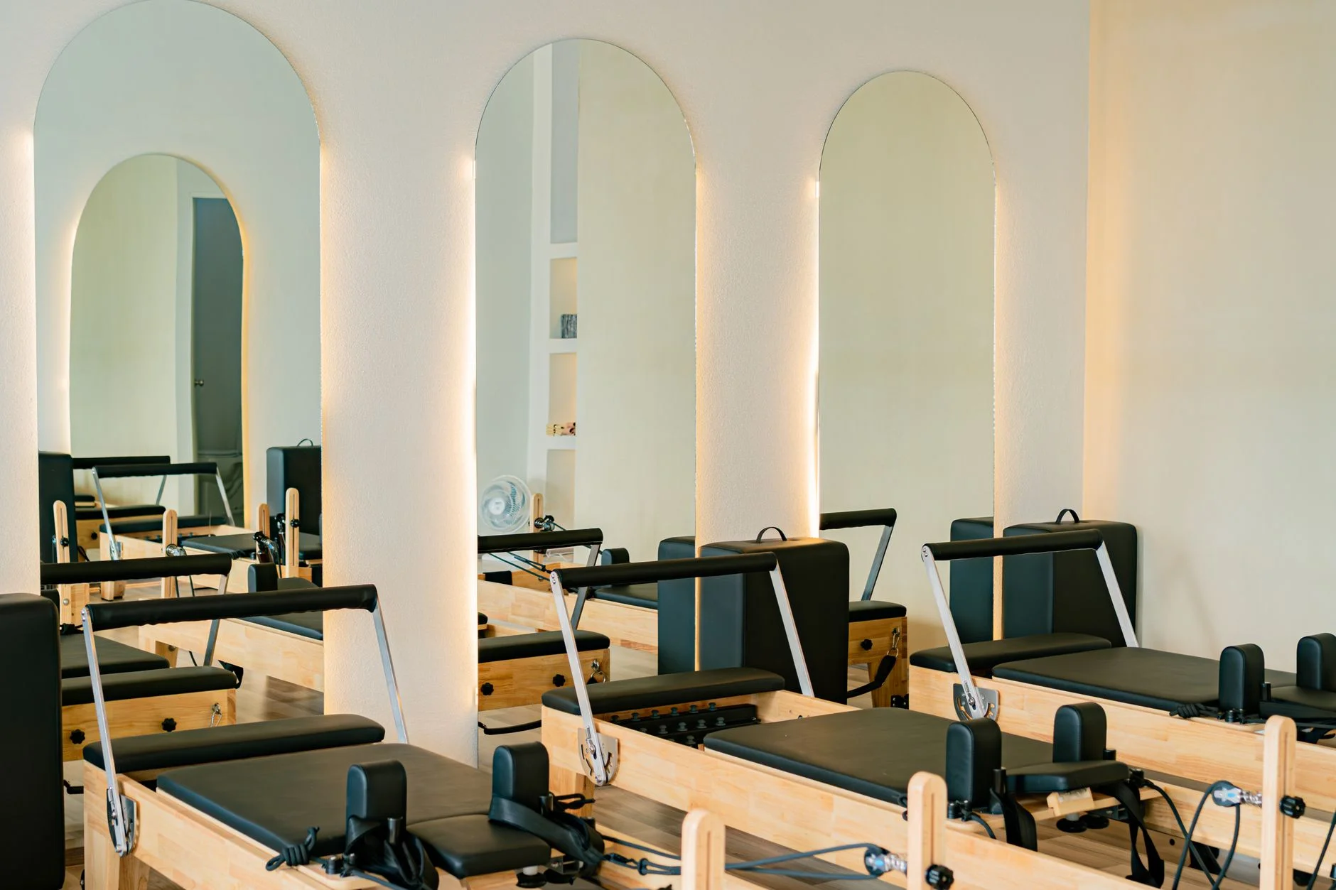 Ngành Yoga / Pilates Studio